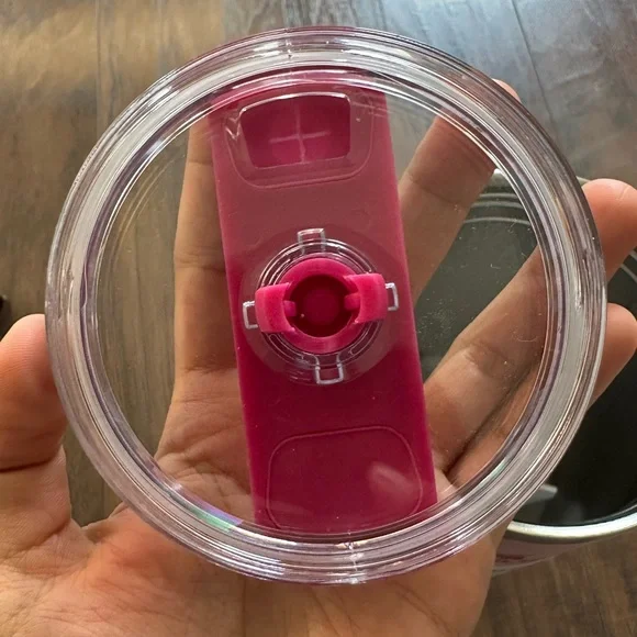 Stanley Quencher H2.0 FlowState 40 oz Tumbler – Flamingo Pink - Picture 7 of 13